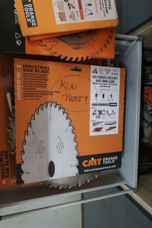 Div. Skæreklinger m.m.