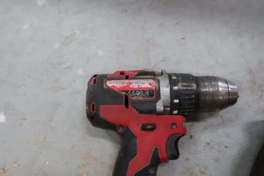 2 stk. akku håndværktøj MILWAUKEE M18 FSG, M18 CBEB