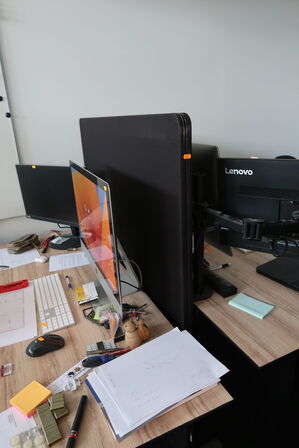 2 stk. afskærmningsvægge