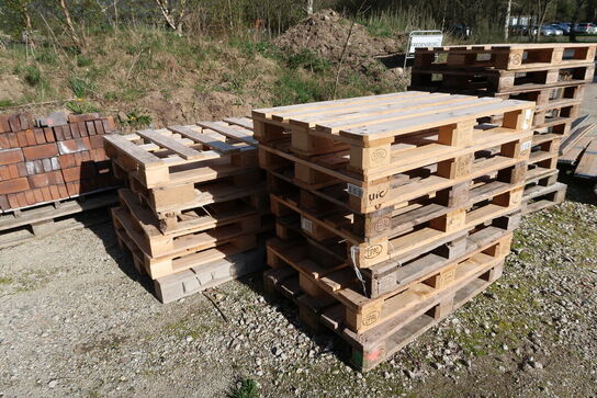 Mursten samt div. EURO-paller og pallerammer