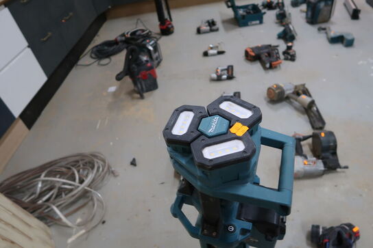 Arbejdslampe MAKITA DML814
