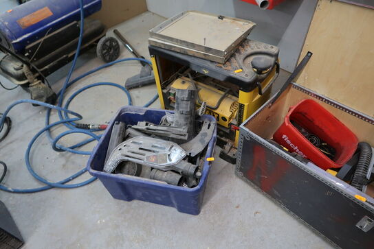 Tykkelseshøvl DEWALT DW733-QS