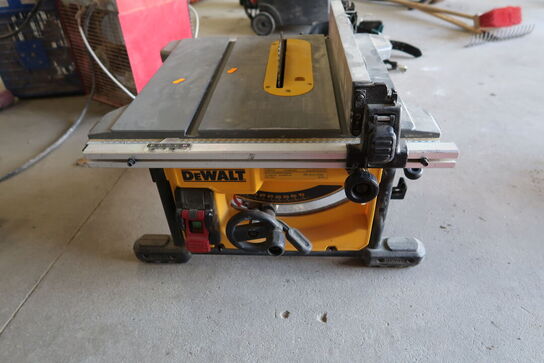 Bordrundsav DEWALT DWE7485-QS