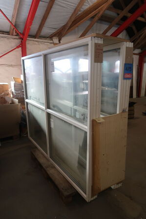 2 stk. Vinduespartier med fastkarm 