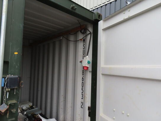 10' container med indhold
