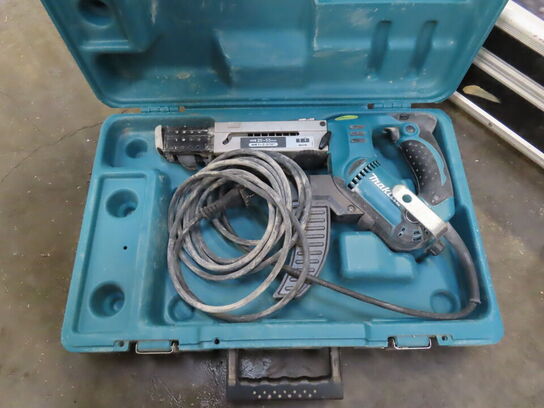 Gipsskruemaskine MAKITA 6843