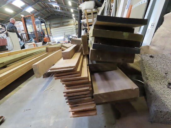 Materialer (som ligger på gulvet)