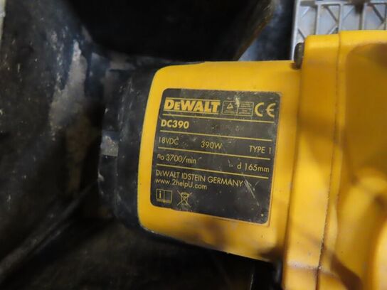 Rundsav DEWALT DC390