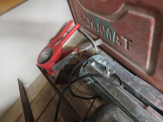 Rørskærer med stativ