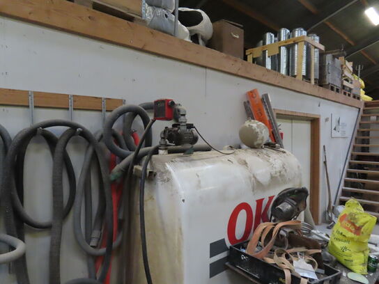 Dieseltank med pumpe