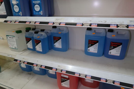 9 dunke sprinklervæske samt rensevæske