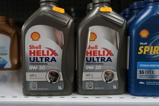 9 dunke olie SHELL HELIX ULTRA 0W-30 1L