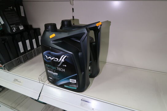2 dunke olie WOLF 5W30 C2 5L