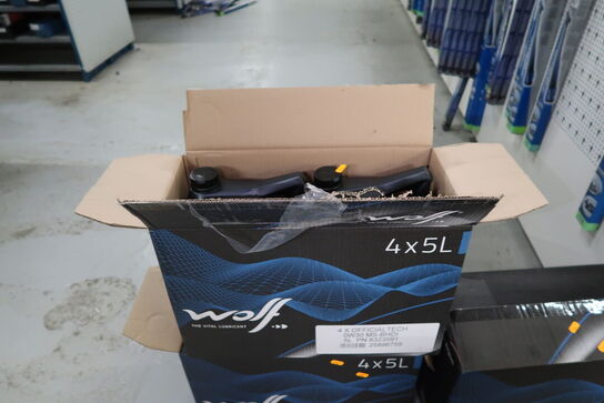 4 dunke olie WOLF 0W30 5L