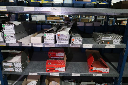 Div. Varelager, bolte, skæreskiver m.m.