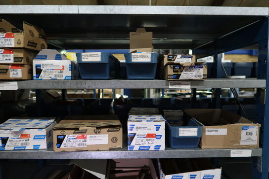 Div. Varelager, bolte, skæreskiver m.m.