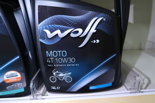 1 dunk olie WOLF 4T 10W30 5L