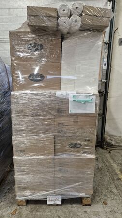 17 paller med diverse overskud fra Jysk Kemi Service