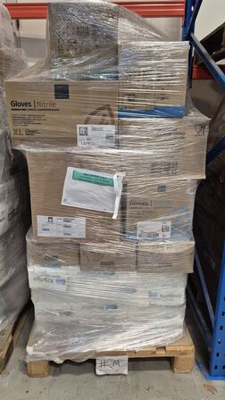 17 paller med diverse overskud fra Jysk Kemi Service