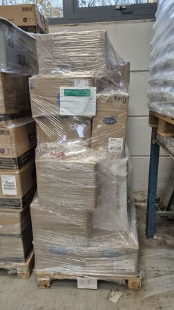 17 paller med diverse overskud fra Jysk Kemi Service