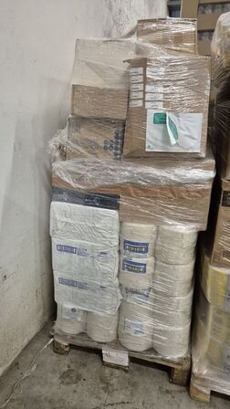 17 paller med diverse overskud fra Jysk Kemi Service