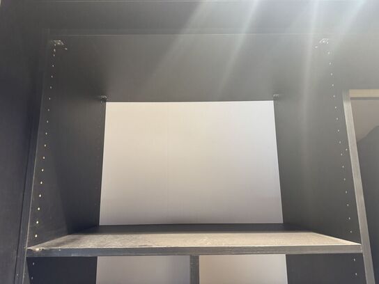 Kvik Garderobe indretning med skydelåger