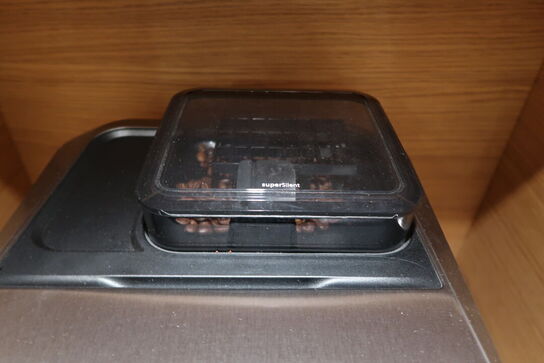 Siemens CTES36BW fuldautomatisk espressomaskine