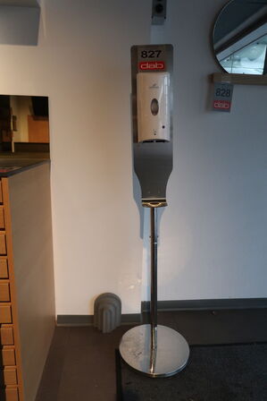 Håndsprit dispenser, dørstopper & gulvmåtte 