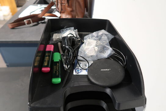 Hæve-/sænkebord + Kontorstol