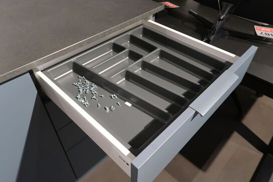 Kvik køkken - Bordo blue