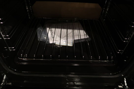 Zanussi ZOPKE6X3 Indbygningsovn