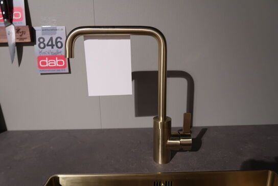 Noba køkkenarmatur messing