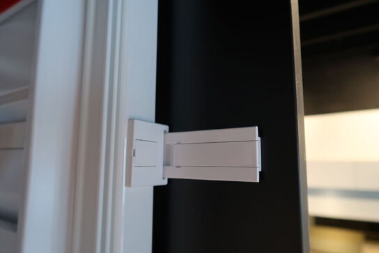 AEG SCE819E5TS kølefryseskab