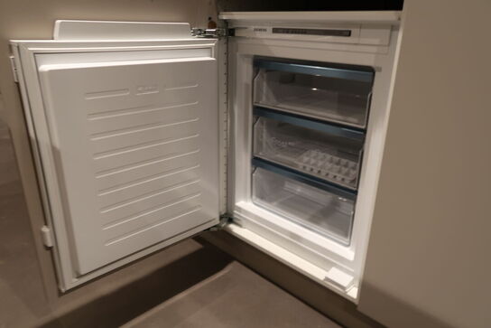 Siemens iQ500 GI11VADE0 Integrerbart Fryseskab