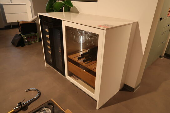 Vinstation med Witt WCBC6082-2BG vinkøleskab 