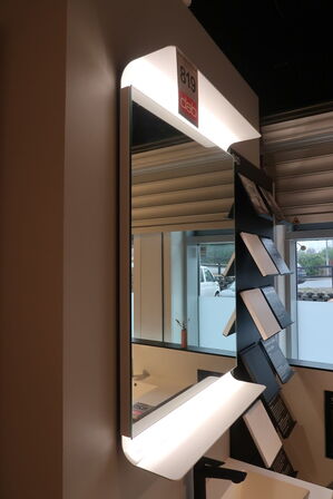 Curva spejl med LED-Lys i top & bund 