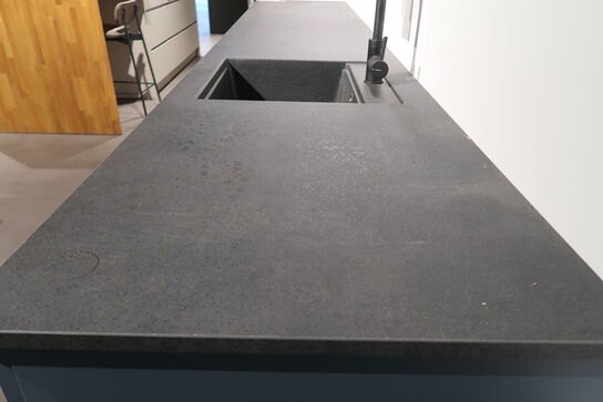 Kvik køkken - Bordo blue