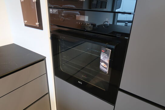 AEG 6000 SteamBake BKB6P2B0 - Damp-/Varmluftsovn 