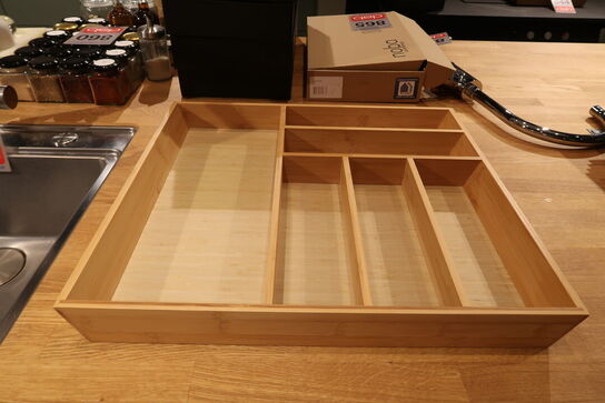 Bestikindsats 50 x 50cm Bambus