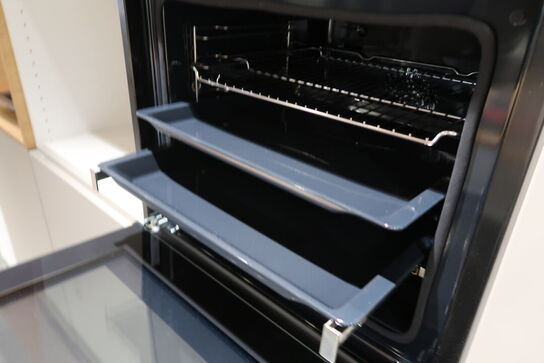 Siemens iQ700 HB974GLB1 Indbygningsovn 71l Pyro A+ 