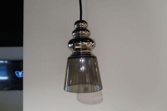 2 stk. Loftslamper + hylde