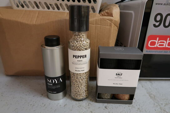 Diverse køkkenmaskiner m.m. 