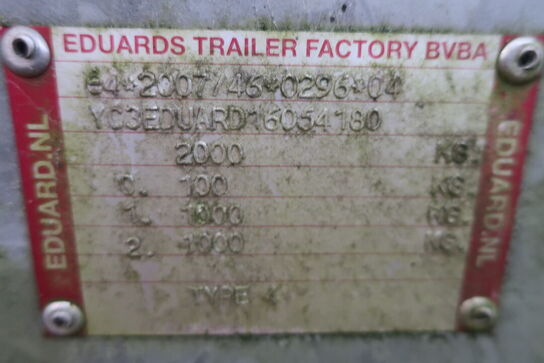 Trailer EDUARD 3116-220 med indhold