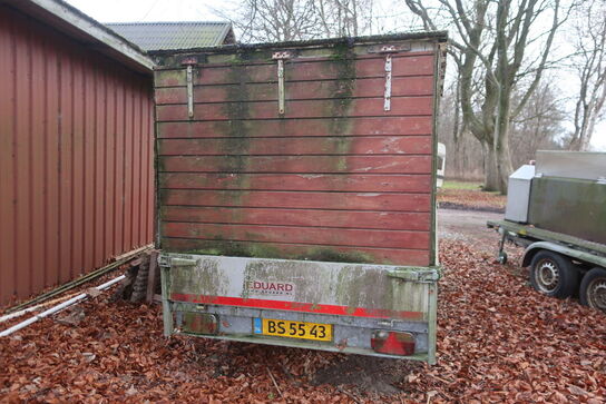 Trailer EDUARD 3116-220 med indhold