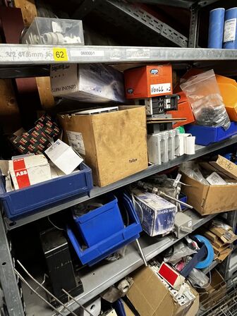 Div. Varelager og reservedele