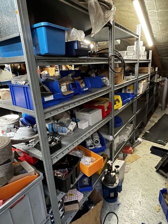 Div. Varelager og reservedele