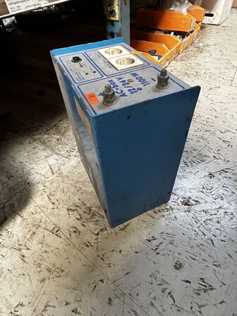 Lader AC-BOX 12/24V