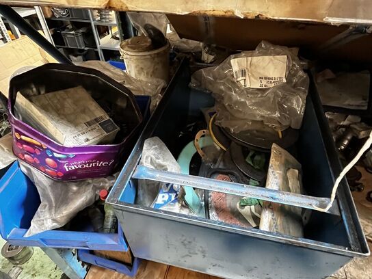 Div. Varelager og reservedele