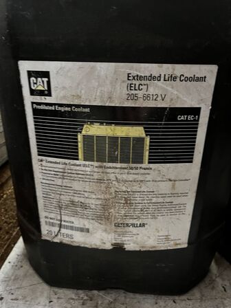 2 stk. dunke med olie/fedt SHELL, CAT