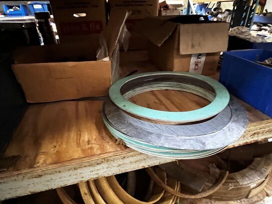 Div. Varelager og reservedele